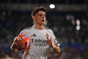 皇冠体育-深得信任！阿隆索上任后，居勒尔连续6场获得首发机会